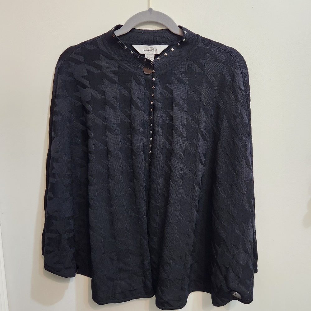 Ming Wang Textured Pattern Studded Cape Poncho Size Large